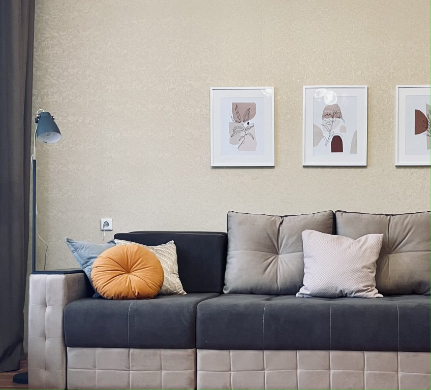 Красноярск: Апартаменты Argentum Home Корнеева 26