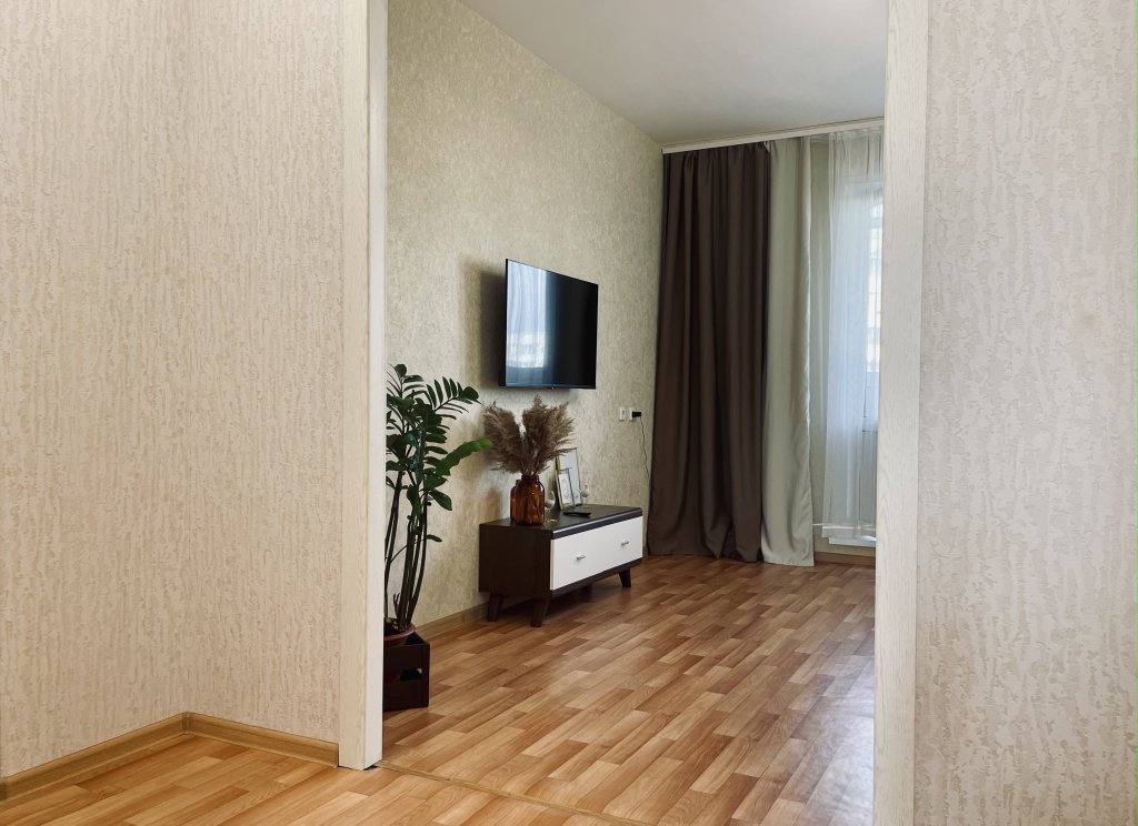Красноярск: Апартаменты Argentum Home Корнеева 26