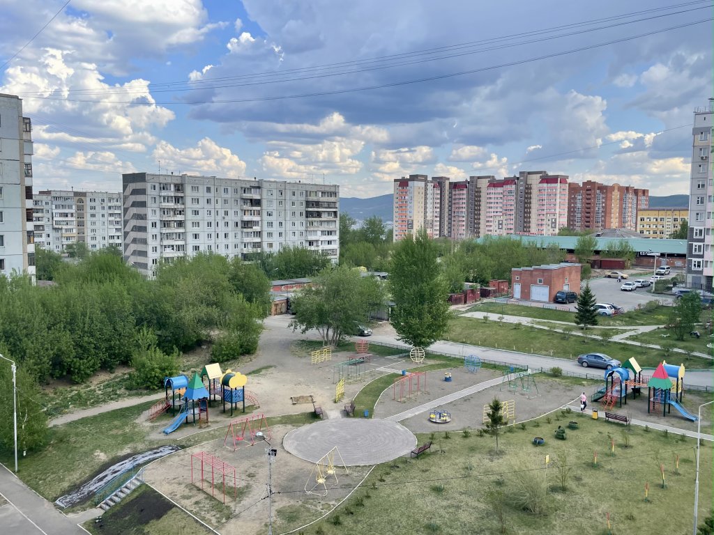 Красноярск: Апартаменты Argentum Home Корнеева 26