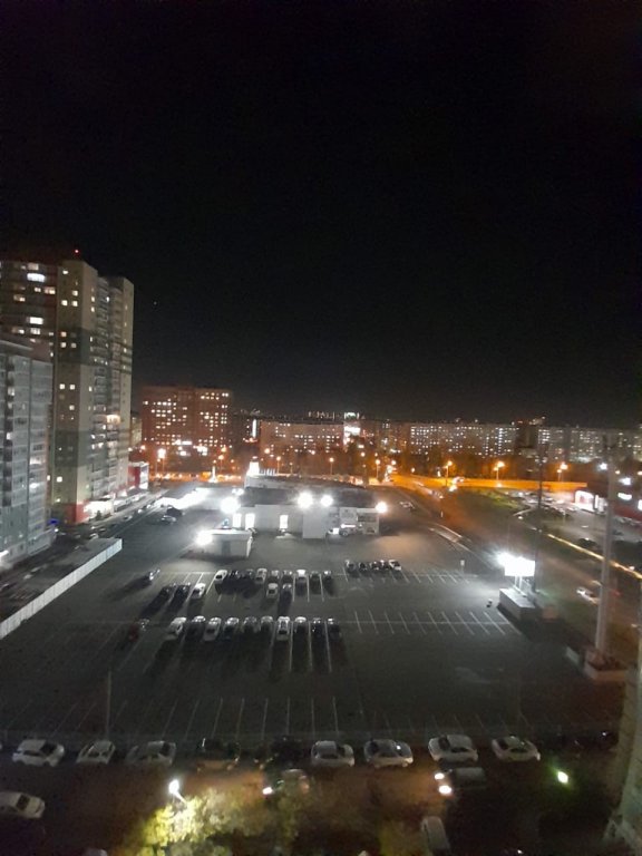 Красноярск: Апартаменты на улице Батурина 30