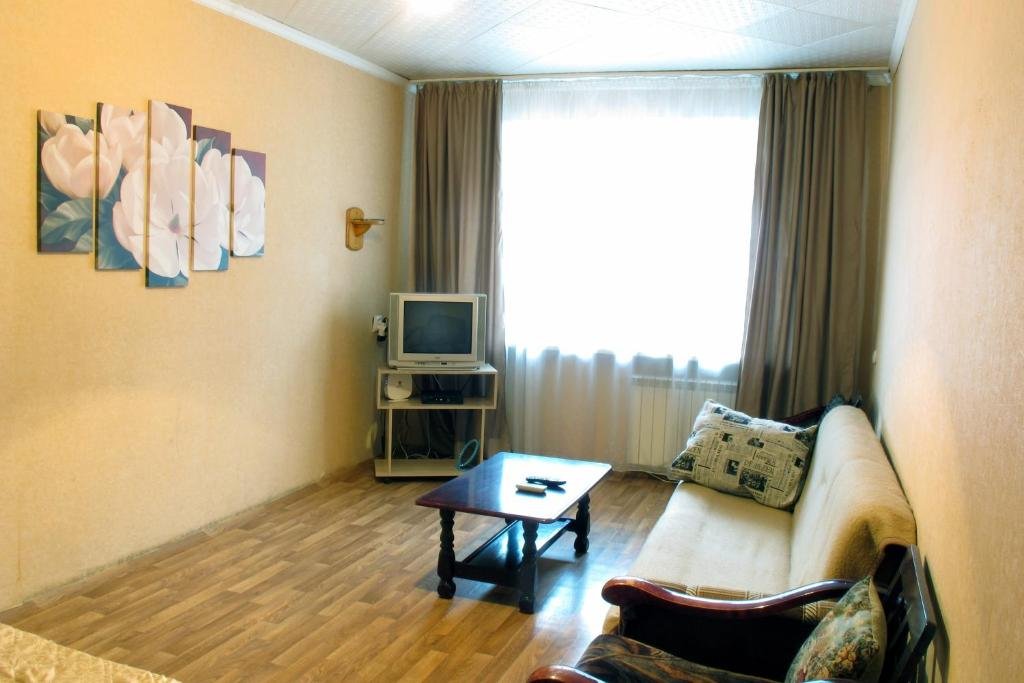 Красноярск: Tourist na prospekte im. Gazety Krasnoyarskiy Rabochiy 161
