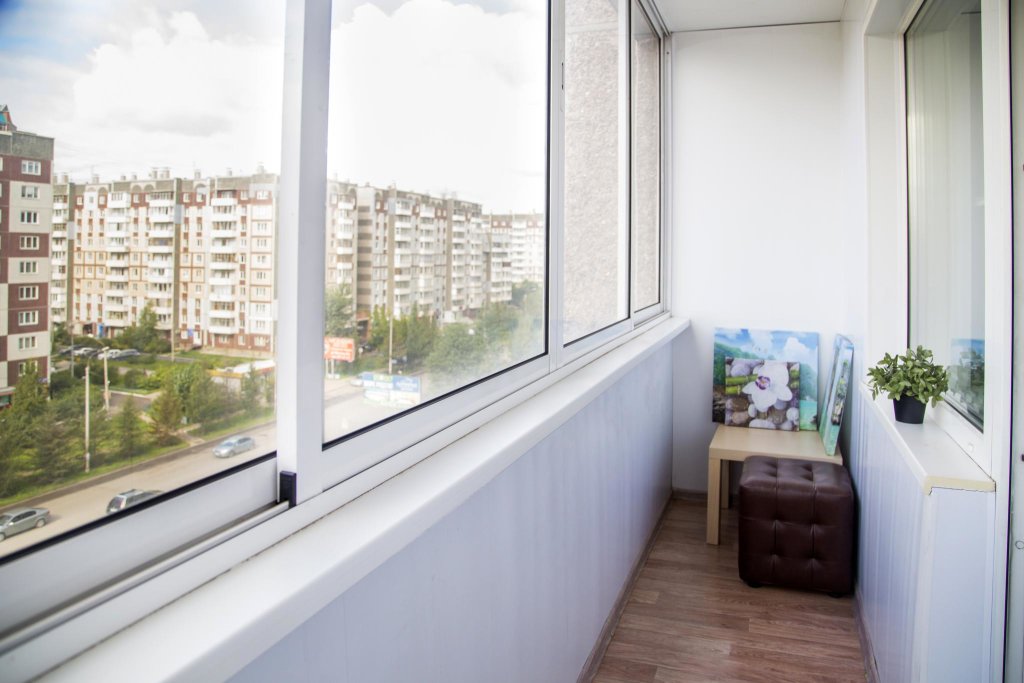Красноярск: Apartments on Vesna Street 7A