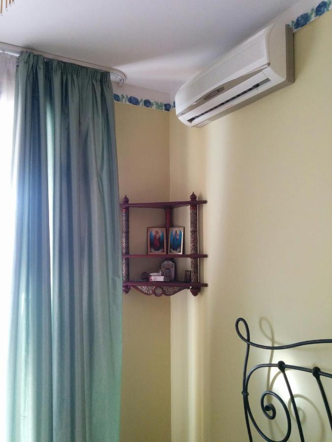 Москва: Kakhovka 18/1 Apartment