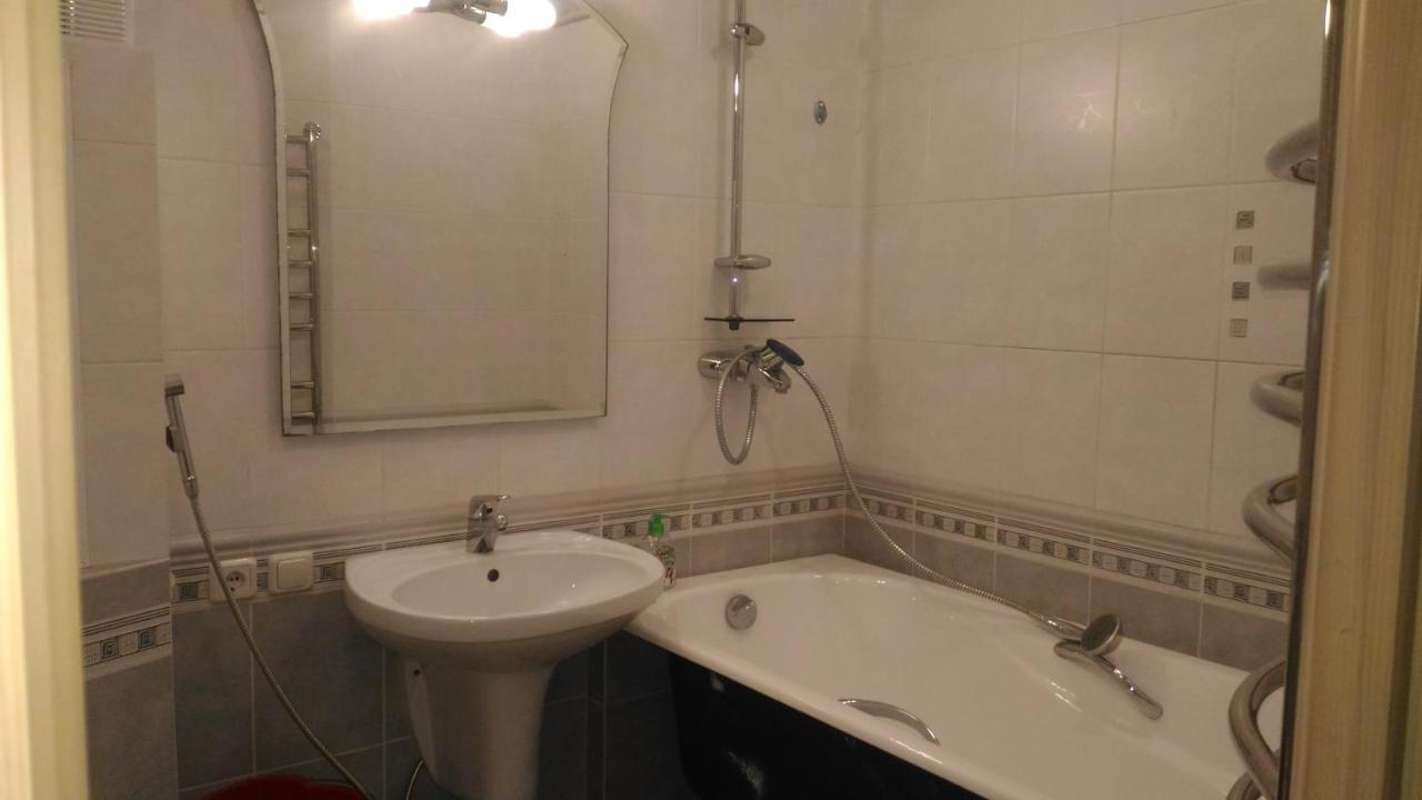 Москва: Kakhovka 18/1 Apartment