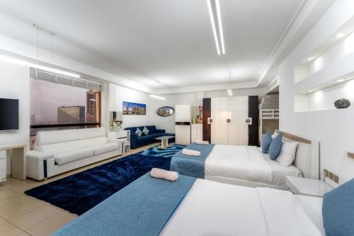 Дубай: Dubai 5* Penthouse front sea 6 Bdr. private pool!