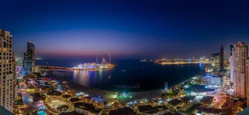 Дубай: Dubai 5* Penthouse front sea 6 Bdr. private pool!