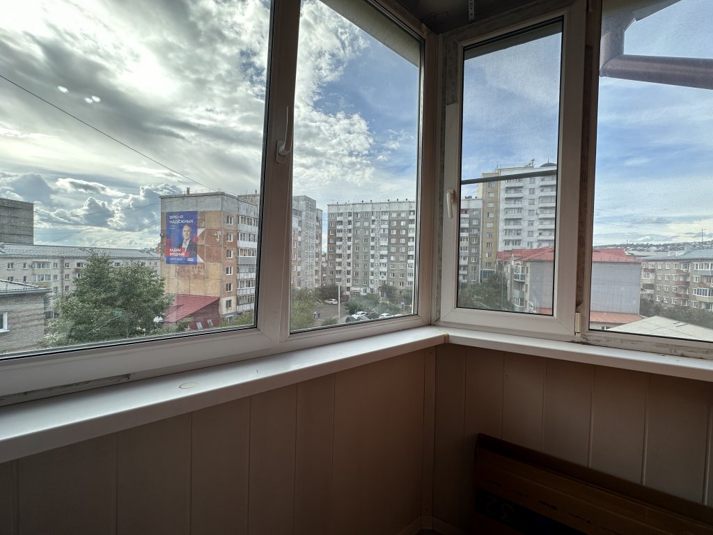 Улан-Удэ: 1-ком в центре, Пестеля 8-56