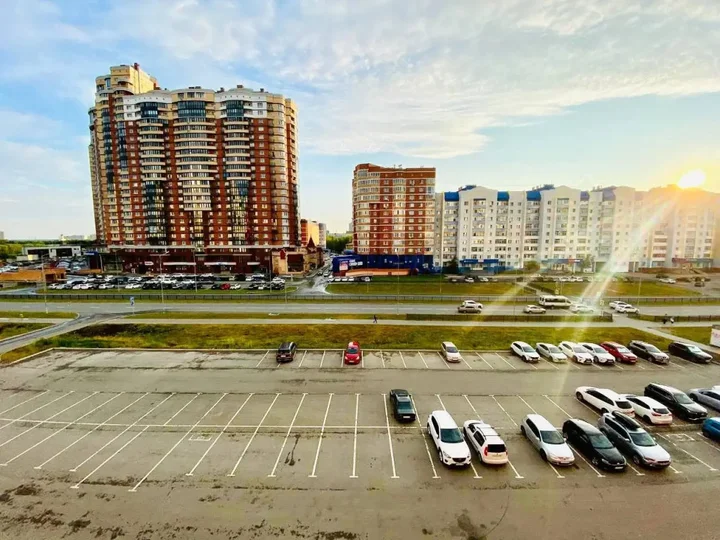 Сургут: SEVER Маяковского, 8