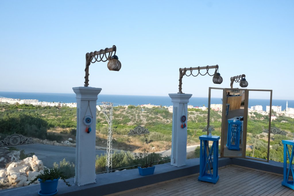 carousel image 0