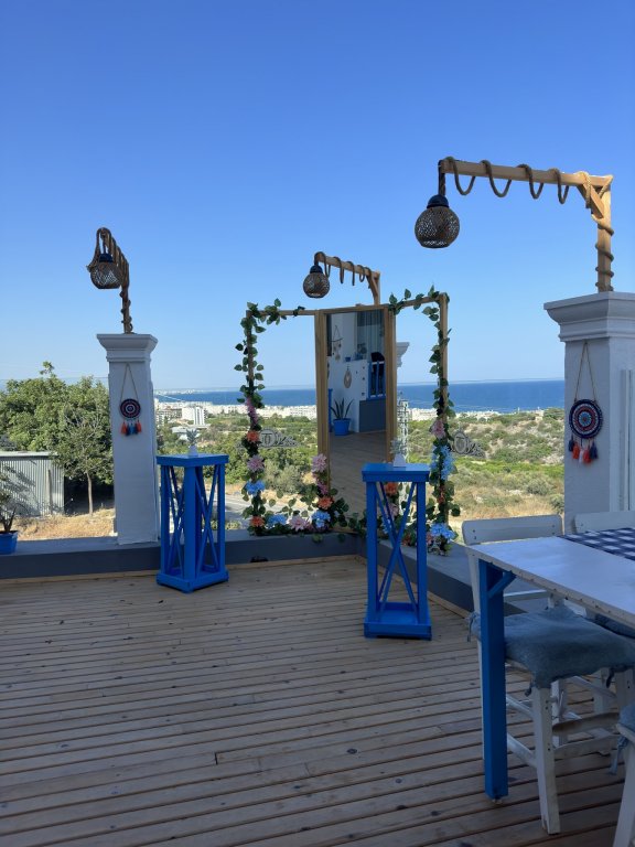 Лимонлу: Hotel TEK HAN KUMKUYU