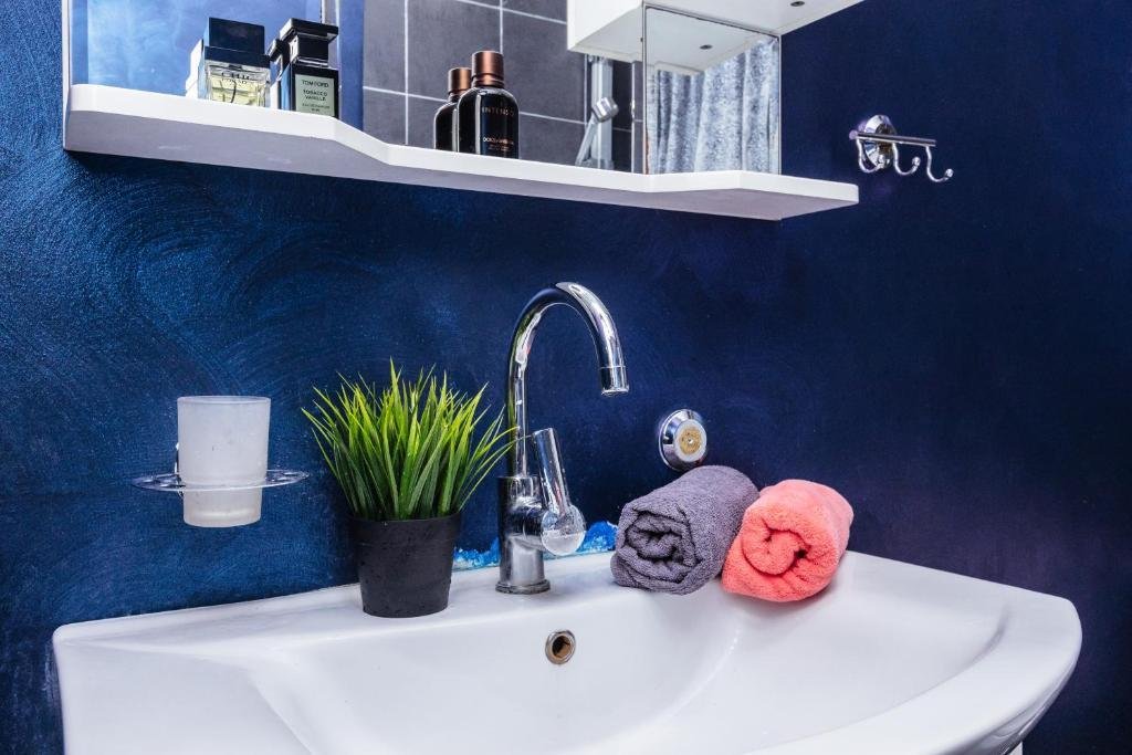 Сухум: Апартаменты F’17 Apartments – квартиры класса люкс