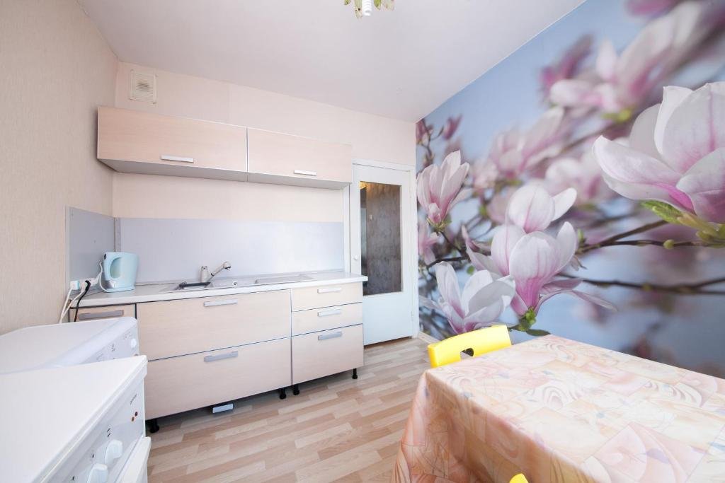 Красноярск: Apartment Kvartirov Na Vzletke