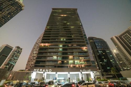 Дубай: Luton Vacation Homes - Damac Maison Studio, Canal View