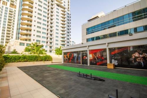 Дубай: Bespoke Holiday Homes - Studio Apartment with Marina View