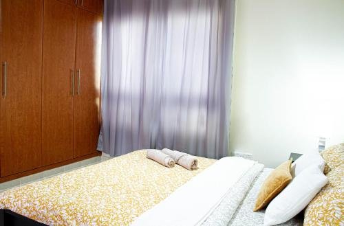 Дубай: Apartment Al Ghozlan 1