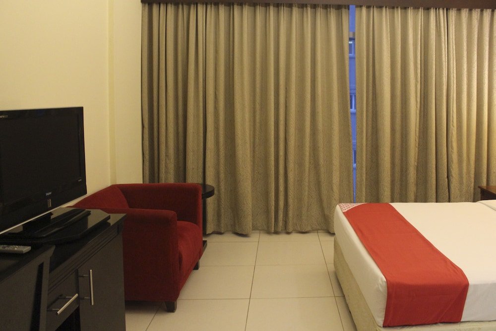 Дубай: OYO 133 Home Barsha apartments