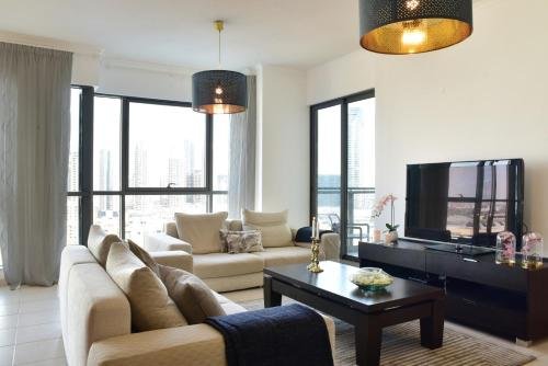 Дубай: Yallarent Burj Residences Apartment