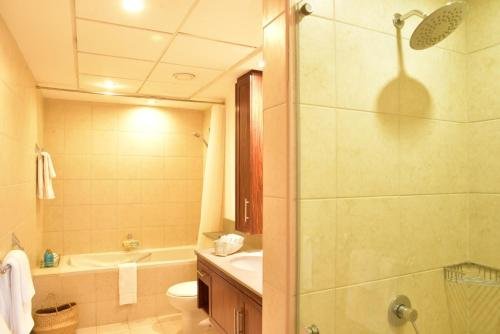Дубай: Yallarent Burj Residences Apartment