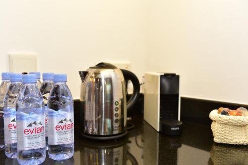 Дубай: Yallarent Burj Residences Apartment