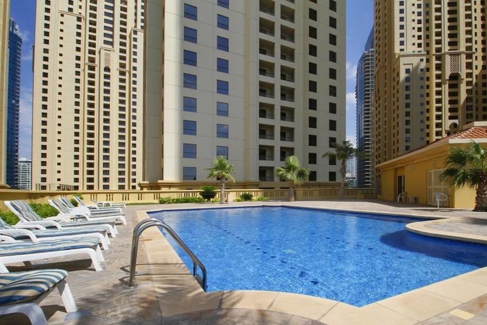 Дубай: Sea and Marina View Mins Away From JBR Walk