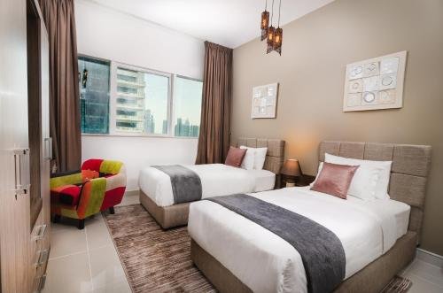 Дубай: Al Ashrafia Holiday Home - 2 BDR Marina Pinnacle Tiger