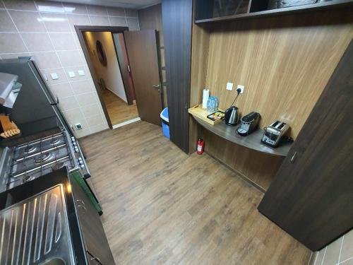 Дубай: Al Ashrafia Holiday Home - 2 BDR Marina Pinnacle Tiger