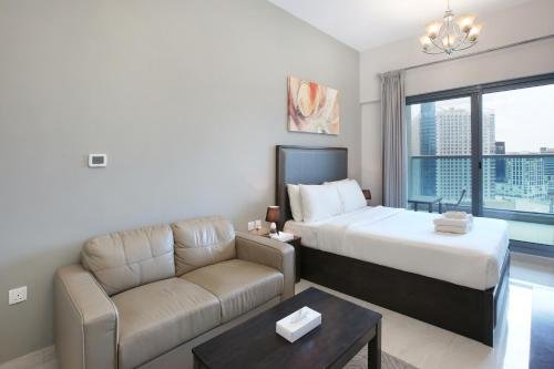 Дубай: Luton Vacation Homes - Elite Business Bay Residence