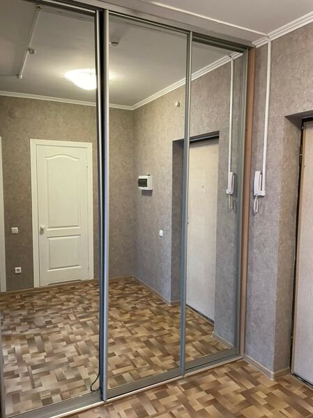 Красноярск: Apartments Kvartirov on str. Respubliki, bld. 37a