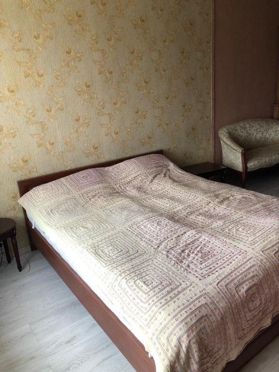 Петропавловск-Камчатский: Апартаменты Ladom Трехкомнатные на Баме