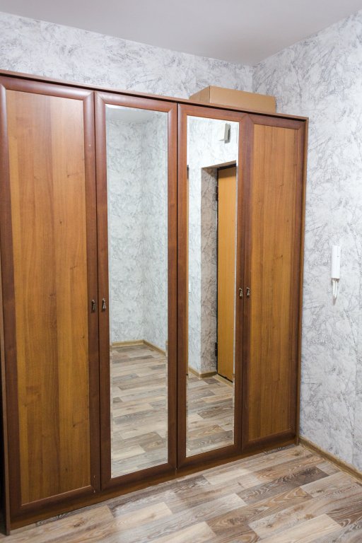 Красноярск: Апартаменты Династия на улице Мужества 16