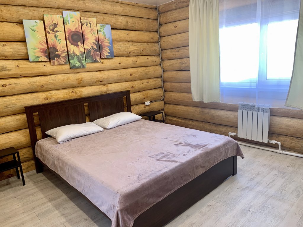 Большое Голоустное: Частный дом family guest house