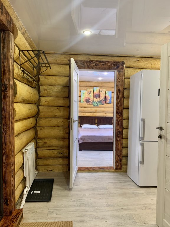 Большое Голоустное: Частный дом family guest house