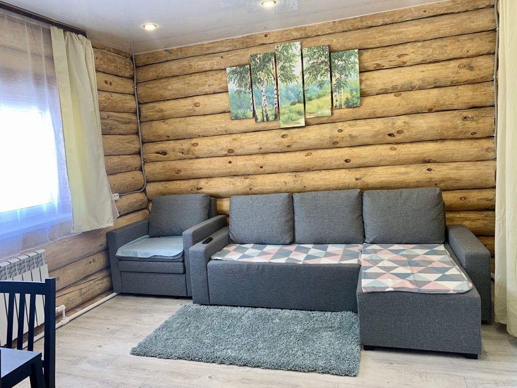 Большое Голоустное: Частный дом family guest house