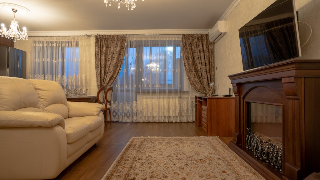 Красноярск: Апартаменты АВС на улице Ленина 92