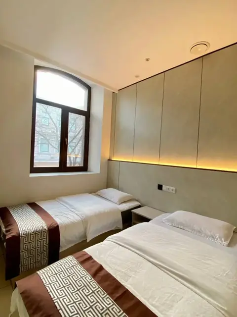 Владивосток: Отель Holiday Hotel