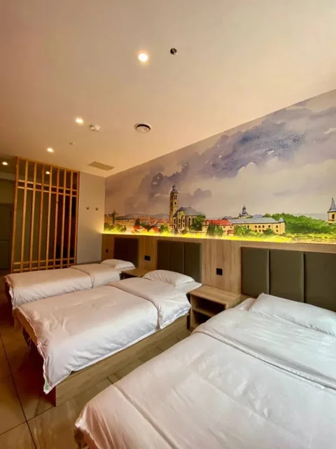 Владивосток: Отель Holiday Hotel