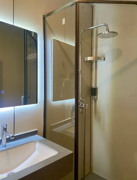 Владивосток: Отель Holiday Hotel