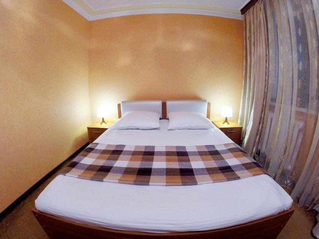 Петропавловск-Камчатский: Apartment Black Sand Pobedy