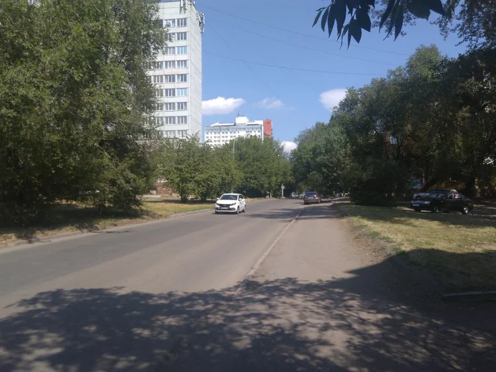 Красноярск: Апартаменты на Гладкова