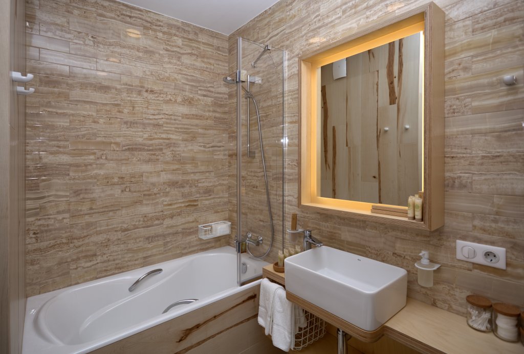 Листвянка: Апартаменты Baikal Hill Apart 6