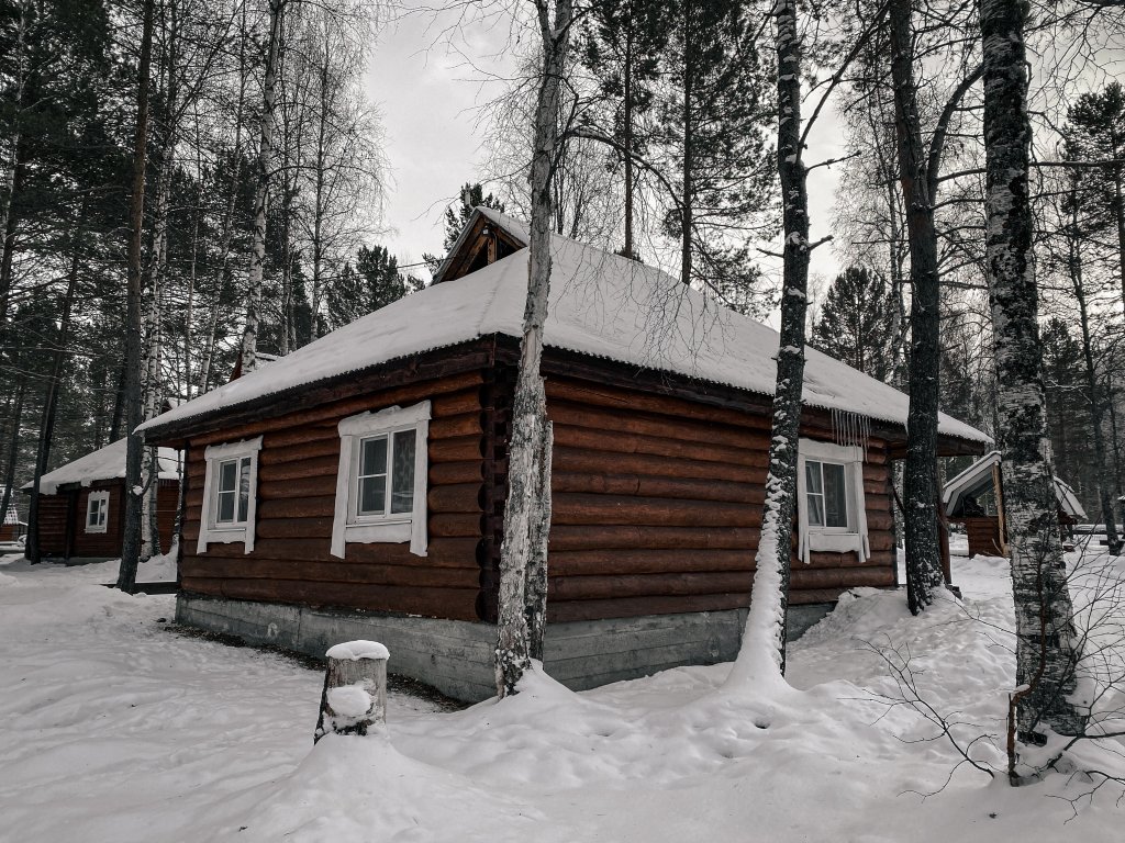 Новоснежная: База отдыха Вепсское поместье