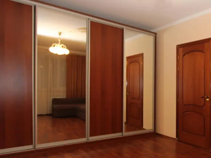 ApartLux (АпартЛюкс) на Изумрудной — фото 2