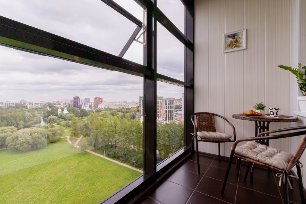 Санкт-Петербург: Апартаменты Moderna View Apartment Салют