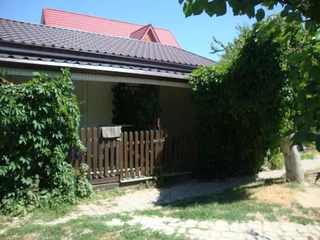Должанская: Mini-hotel Yutnii dvorik