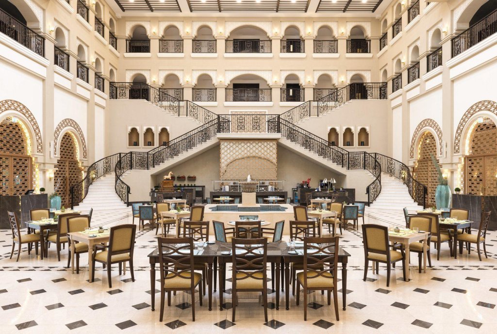 Дубай: Курорт Al Habtoor Polo Resort