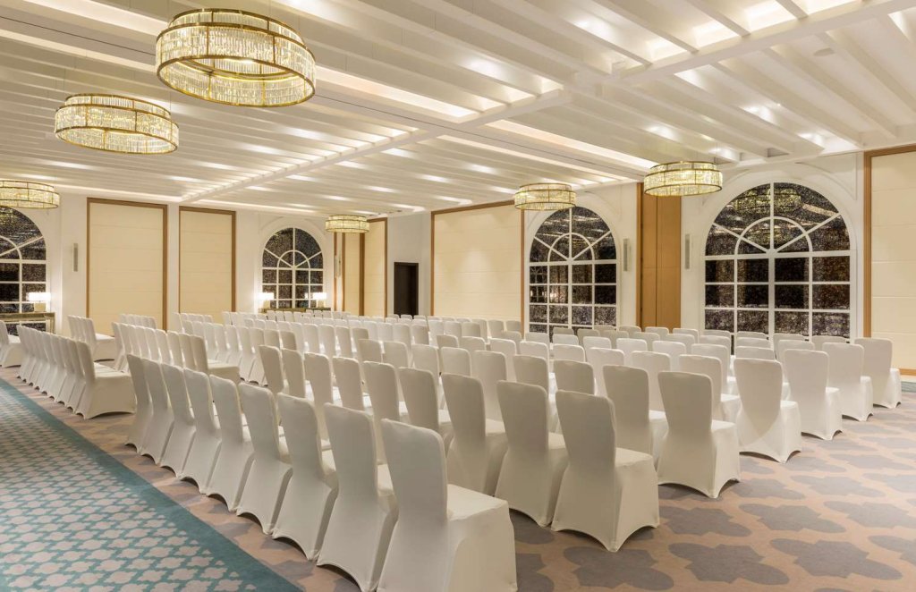 Дубай: Курорт Al Habtoor Polo Resort