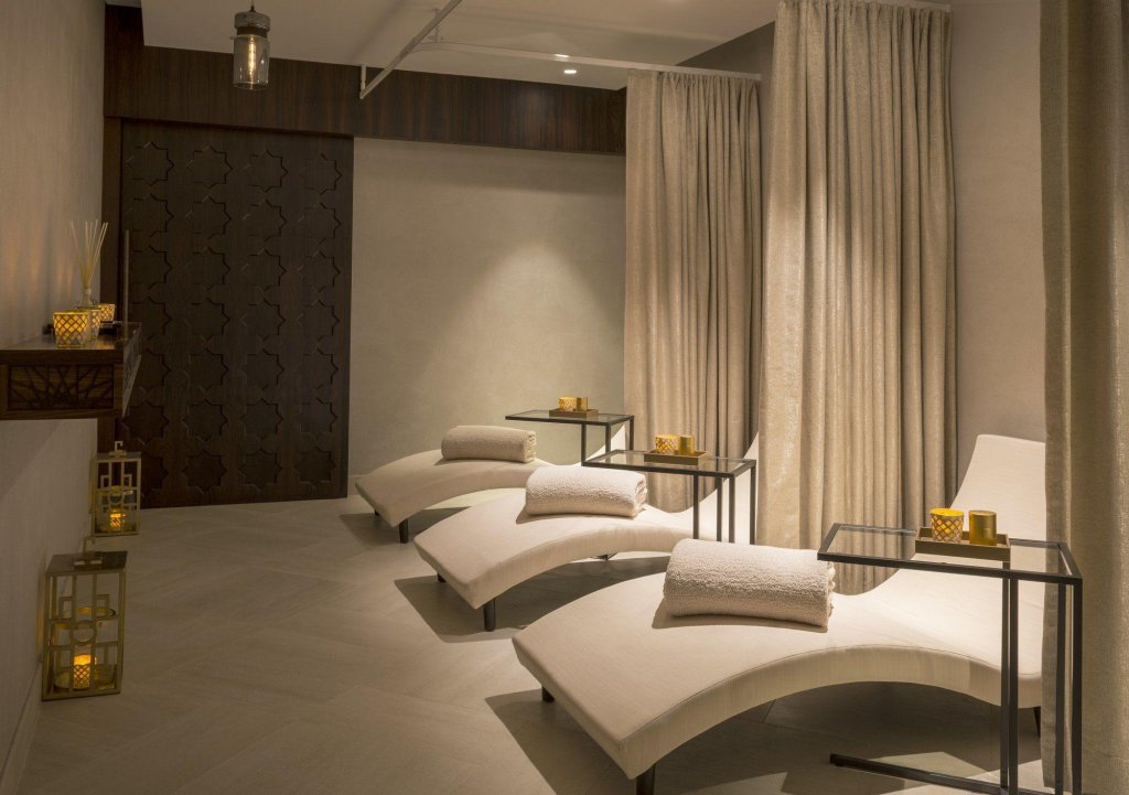 Дубай: Курорт Al Habtoor Polo Resort