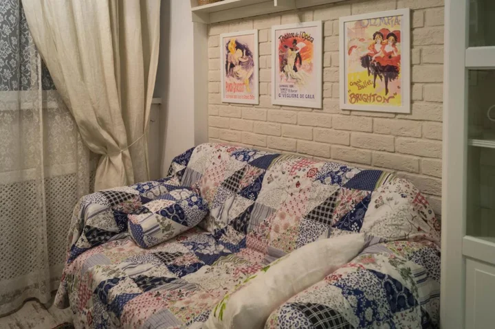 Москва: InHome24 2 floor Apartment on Polyarnaya 31A