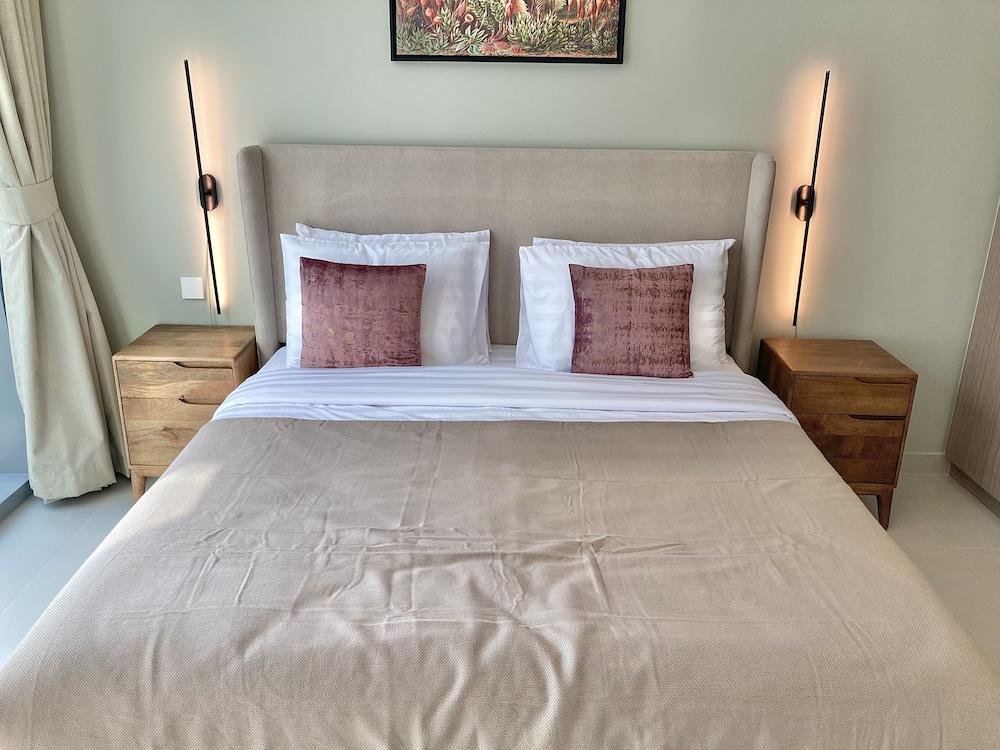 Дубай: Апартаменты SuperHost Stylish Apartment Facing Creek Harbour