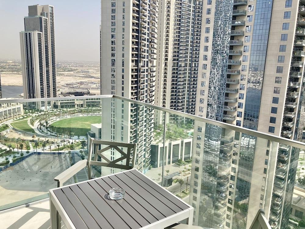 Дубай: Апартаменты SuperHost Stylish Apartment Facing Creek Harbour